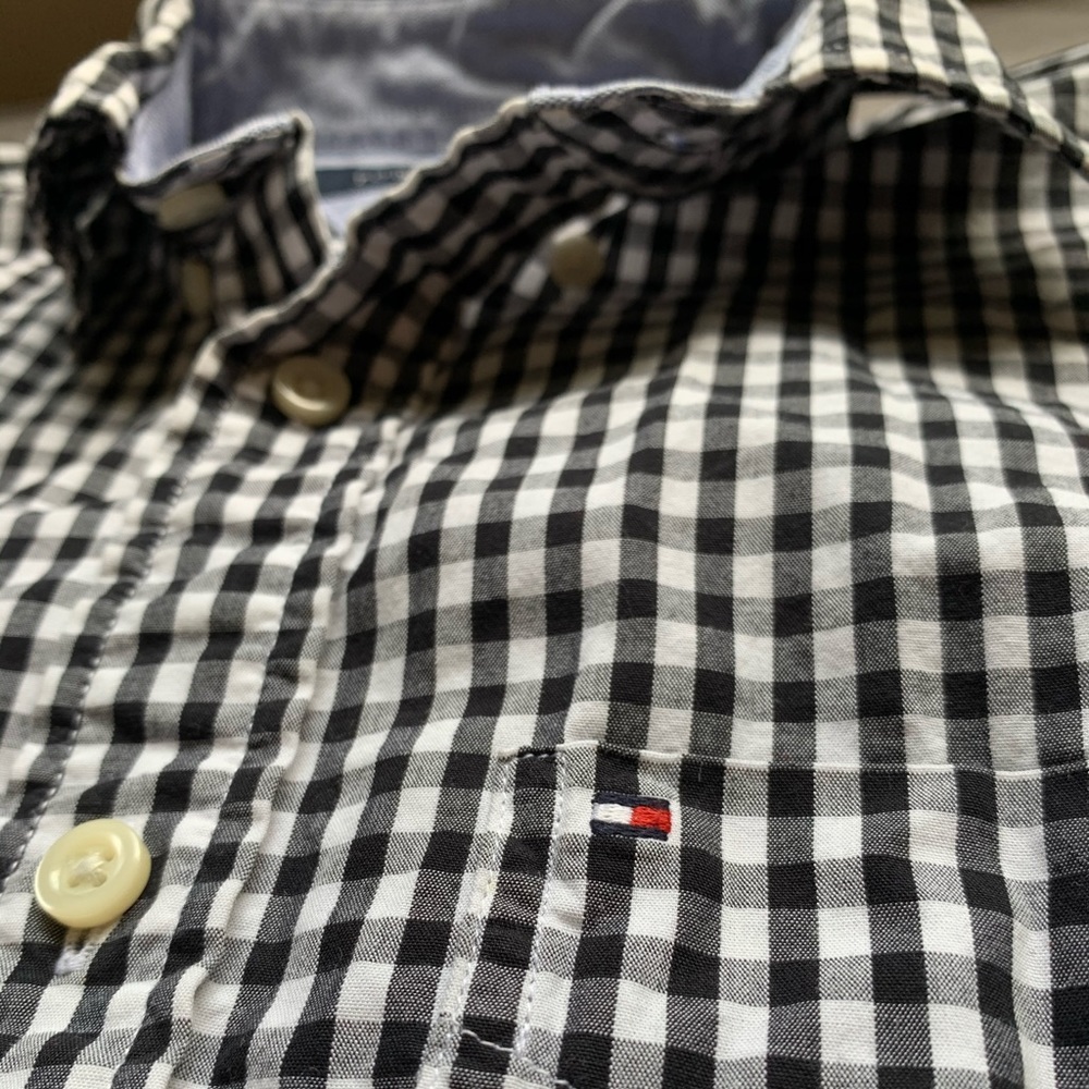 🖤Tommy Hilfiger Classic Plaid Long Sleeve🖤 - Picture 1 of 3